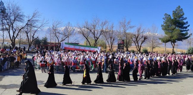 گردهمایی کُرد ایرانی، غیرت اسلامی در حاشیه دریاچه زریوار برگزار شد+ تصاویر