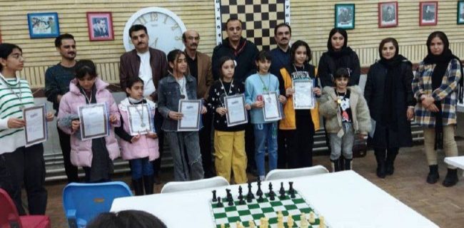 برگزاری اختتامیه مسابقات شطرنج رده‌های سنی استان کردستان