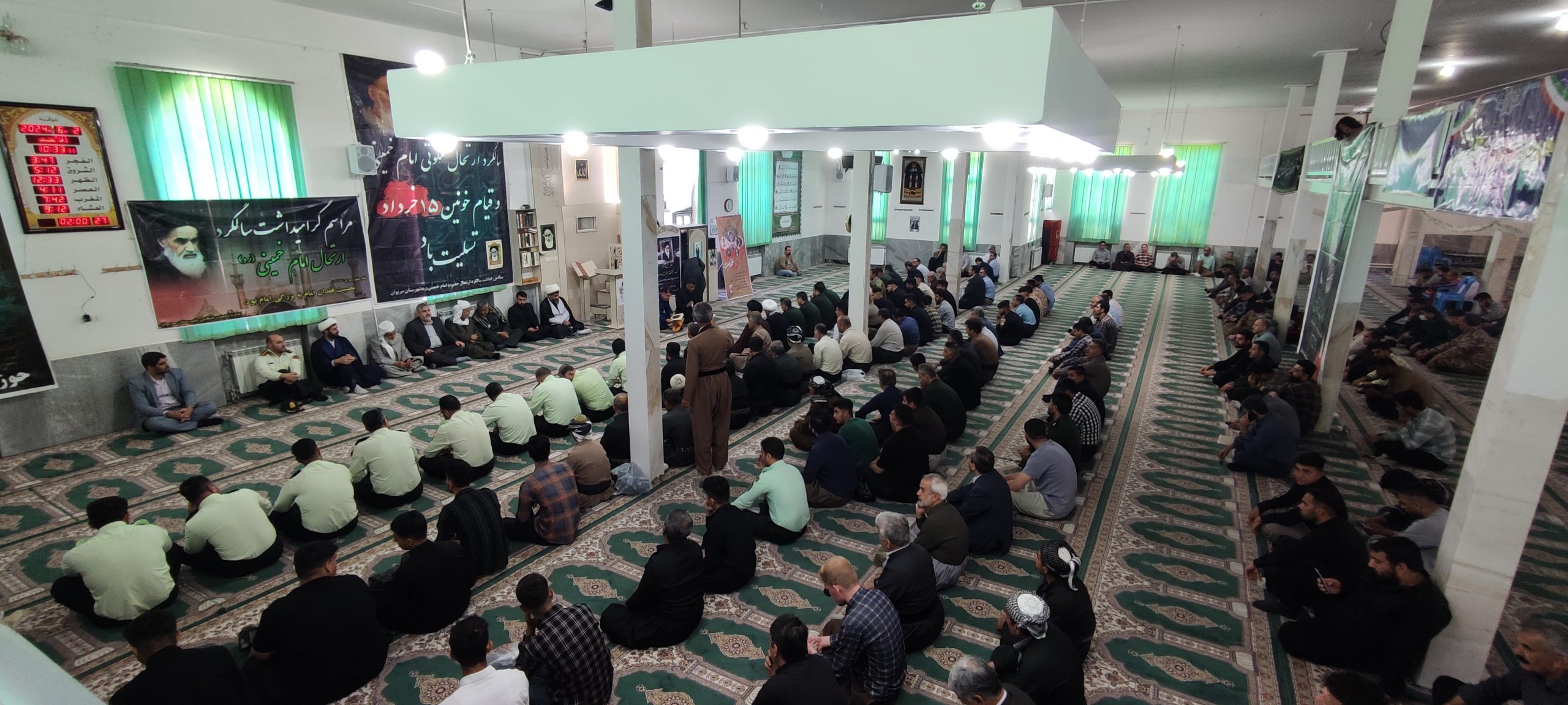 گزارش تصویری؛ مراسم گرامیداشت سالگرد ارتحال امام خمینی(ره) در مریوان برگزار شد