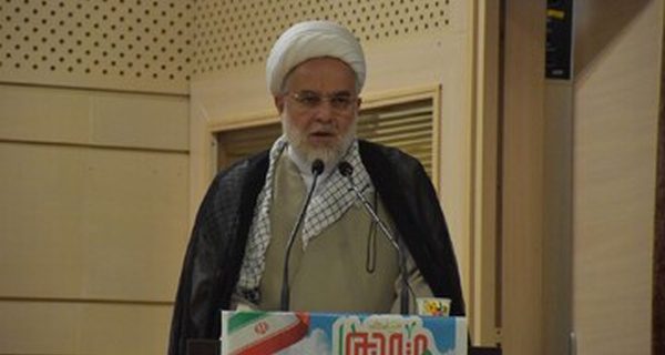 ائمه جمعه صدای مطالبات جامعه باشند