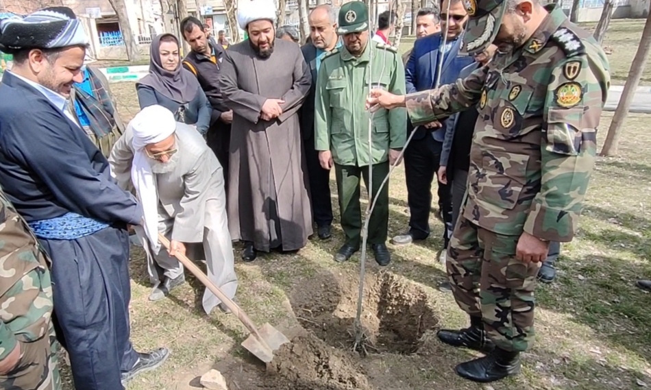 مراسم روز درختکاری در مریوان