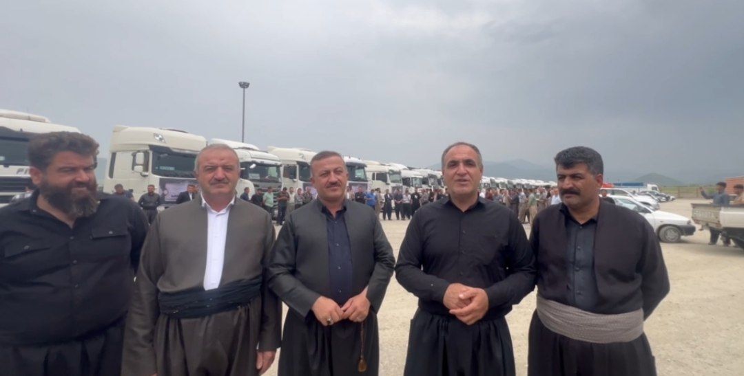 خاموشی کامیون‌ها در مرز باشماق به احترام شهدای بندر رجایی