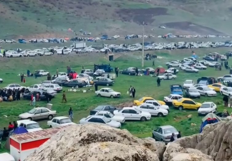 جشن طبیعت مردم مریوان در روز ۱۳ بدر