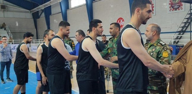 پادگان ۰۲ پرندک تهران ارتش به قهرمانی رسید