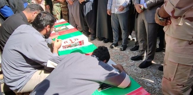 تشييع پیکر ۲ شهید مرزبانی در مریوان