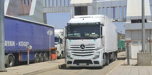 اراده ملت ایران در برابر حملات اسرائیل شکست‌ناپذیر است