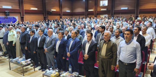 تودیع و معارفه مدیر جدید با همکاری جامعه فرهنگی و مسئولین