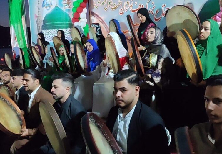 برگزاری اجتماع بزرگ دف‌نوازان در مریوان به مناسبت ۱۵۰۰‌ امین سالروز میلاد پیامبر اکرم (ص)