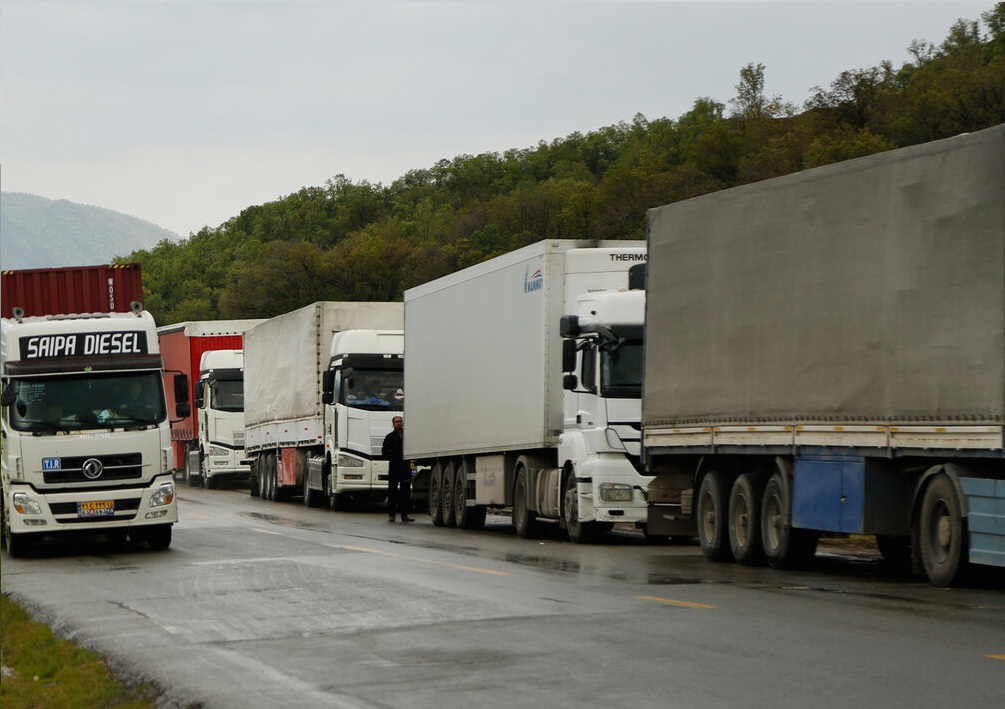 ترانزیت بیش از ۲ میلیون تُن کالا از گمرک باشماق مریوان انجام شد ترانزیت بیش از ۲ میلیون تُن کالا از گمرک باشماق مریوان انجام شد