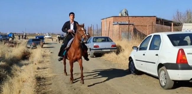 مسابقات استقامت سوارکاری استان کردستان به میزبانی مریوان برگزار شد مسابقات استقامت سوارکاری استان کردستان به میزبانی مریوان برگزار شد