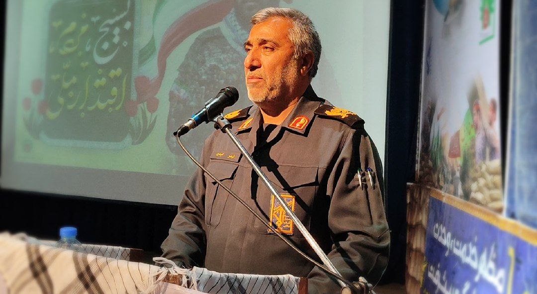 بسیج تنها یک نیروی نظامی نیست، بلکه سرمایهای بیپایان برای نظام است بسیج تنها یک نیروی نظامی نیست، بلکه سرمایهای بیپایان برای نظام است