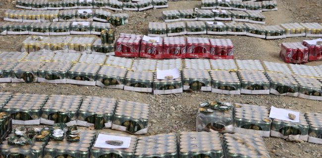 بیش از ۴۰هزار لیتر مشروبات الکلی در نوار مرزی مریوان منهدم گردید