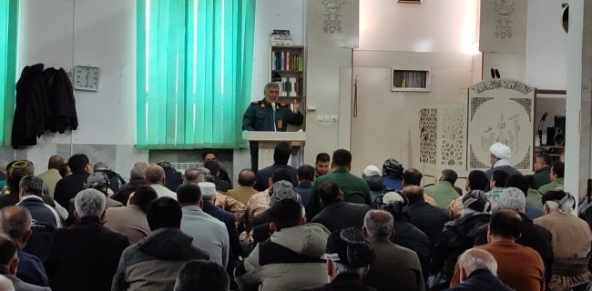 پاسداران، چراغ راه و نگهبان مرزهای این وطن‌اند