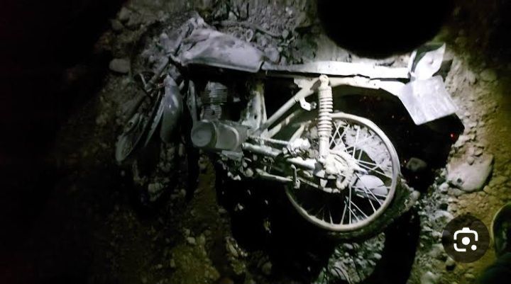 حادثه رانندگی در محور دریاچه زریبار مریوان یک کشته و دو مصدوم بر جای گذاشت حادثه رانندگی در محور دریاچه زریبار مریوان یک کشته و دو مصدوم بر جای گذاشت