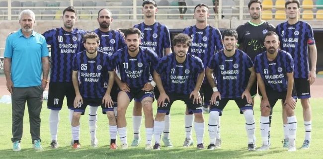 باخت خانگی شهرداری مریوان مقابل سرخپوشان دورود باخت خانگی شهرداری مریوان مقابل سرخپوشان دورود