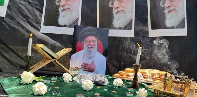 از مریوان تا تهران؛ هجرت عاشقان برای بدرقه رهبر شهید از مریوان تا تهران؛ هجرت عاشقان برای بدرقه رهبر شهید