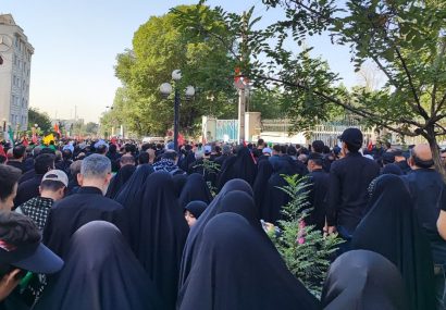 آغاز وداع میلیونی ملت با رهبر شهید انقلاب