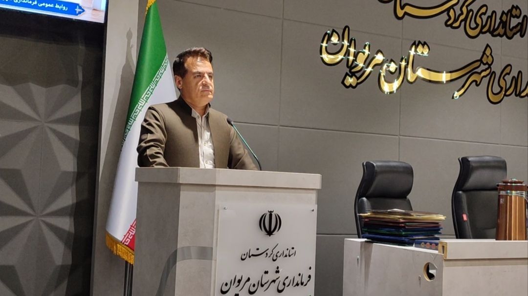 کارمند نمونه با شاخصهای اداری نمیتوان سنجید کارمند نمونه با شاخصهای اداری نمیتوان سنجید