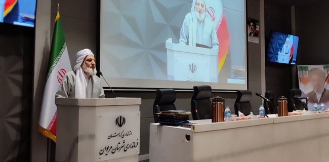 کارمند مؤمن و اخلاق‌مدار ستون خدمت‌رسانی است