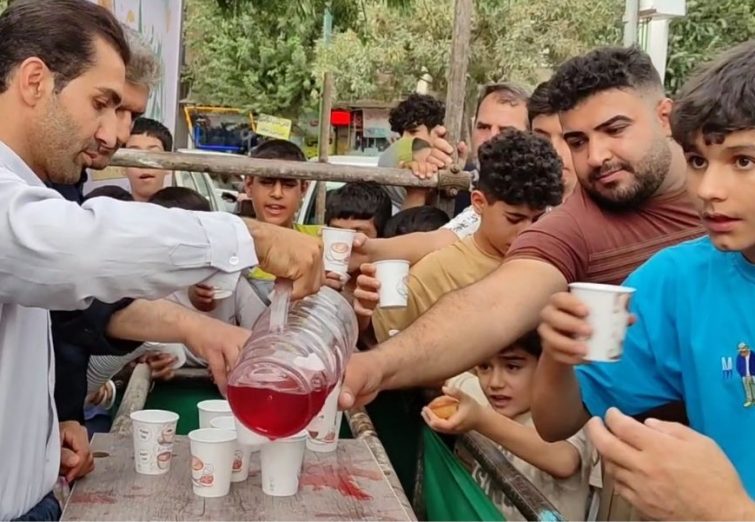 عطر دل‌انگیز «ماه مولود» در مریوان پیچید