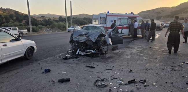 نجات ۵ مصدوم در پی تصادف شدید دو خودرو در مریوان نجات ۵ مصدوم در پی تصادف شدید دو خودرو در مریوان