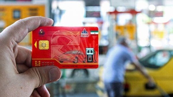 جلوگیری از توزیع ۱۶۴ هزار لیتر سوخت خارج از شبکه جلوگیری از توزیع ۱۶۴ هزار لیتر سوخت خارج از شبکه