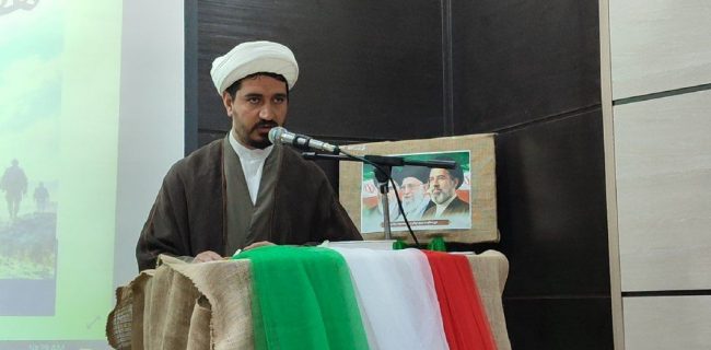 بصیرت تاریخی، ضامن شکست توطئههای دشمن است بصیرت تاریخی، ضامن شکست توطئههای دشمن است