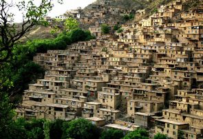 ستون‌های استوارِ زاگرس و حافظانِ میراثِ سبز