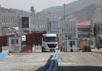 هیچ کالایی بدون مجوز معطل نمانده است هیچ کالایی بدون مجوز معطل نمانده است